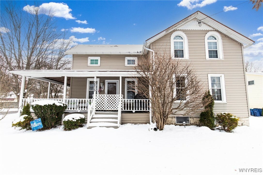 Property Photo:  3215 Sweet Home Road  NY 14228 