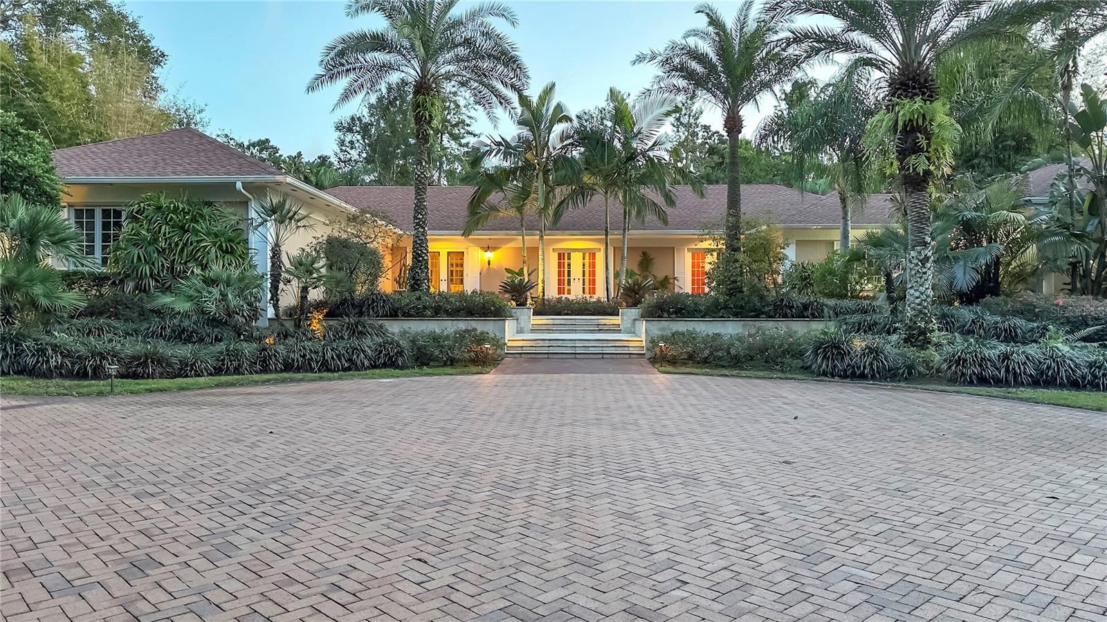 Property Photo: 2300 N Scenic Highway 104 FL 33898