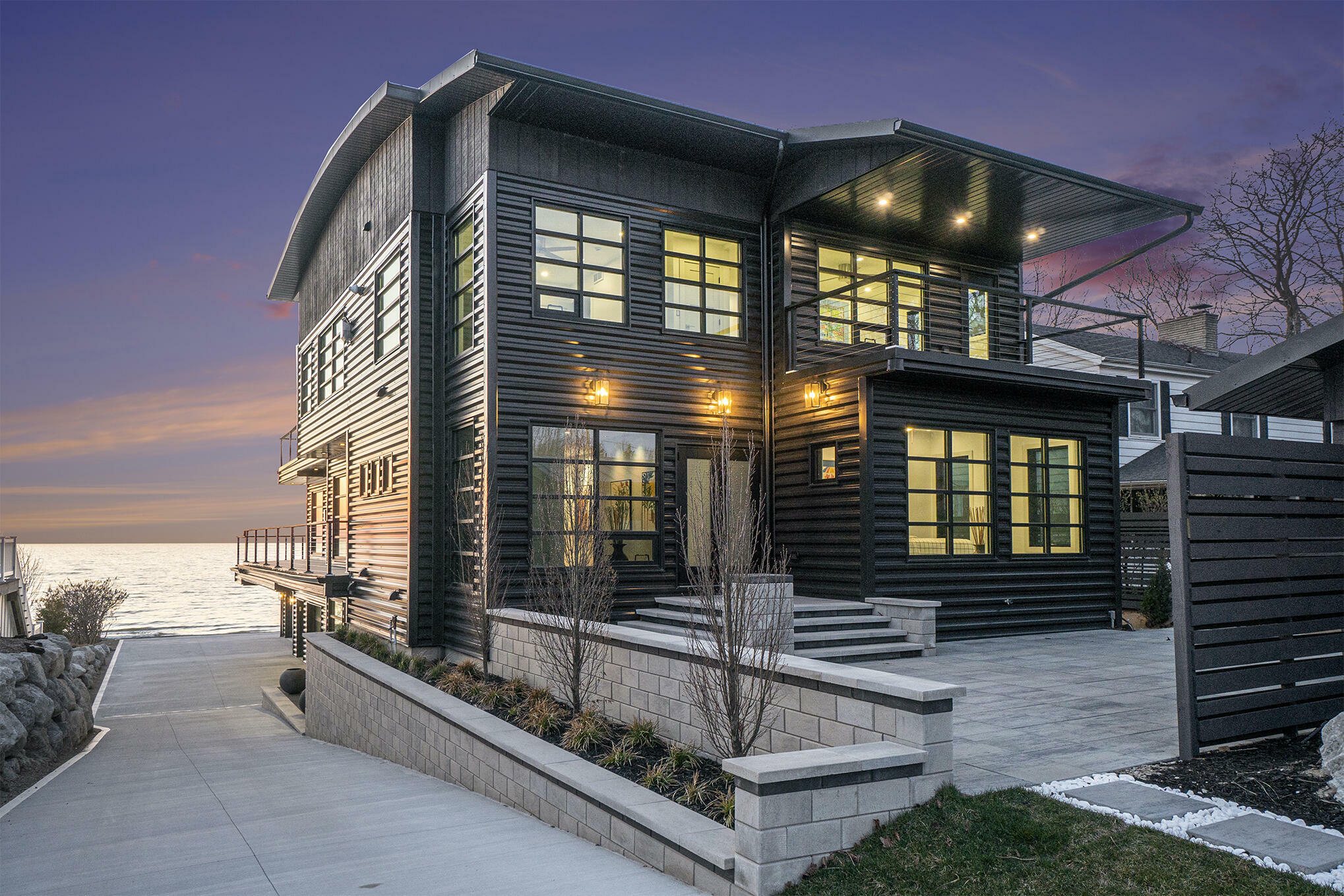 443 N Shore Drive  South Haven MI 49090 photo