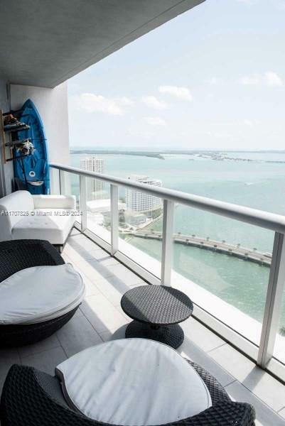 Property Photo:  495 Brickell Ave 3805  FL 33131 