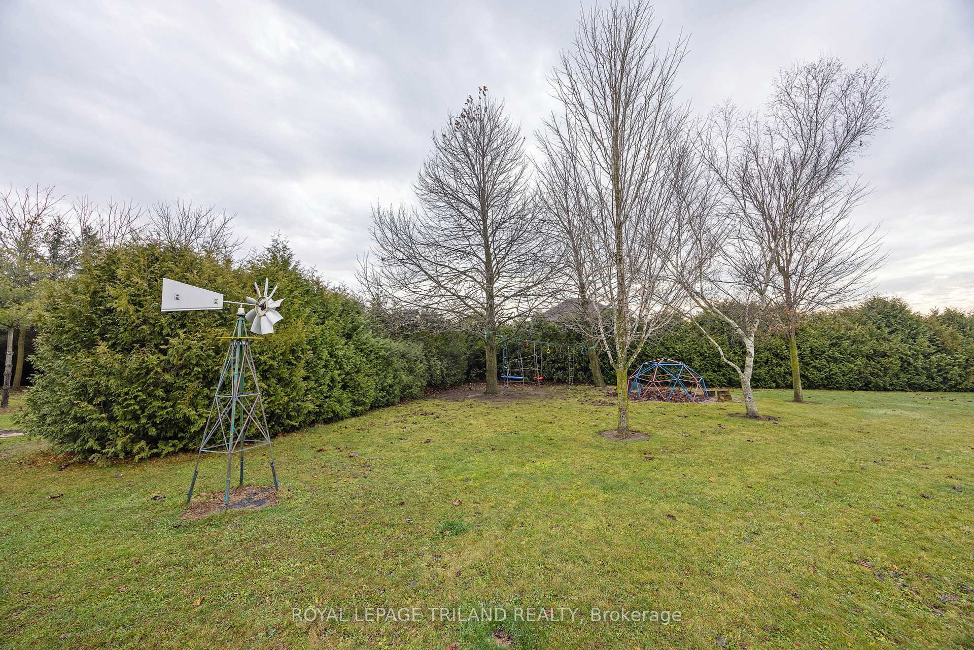 Property Photo: 22164 Dundonald Road ON N0L 1M0