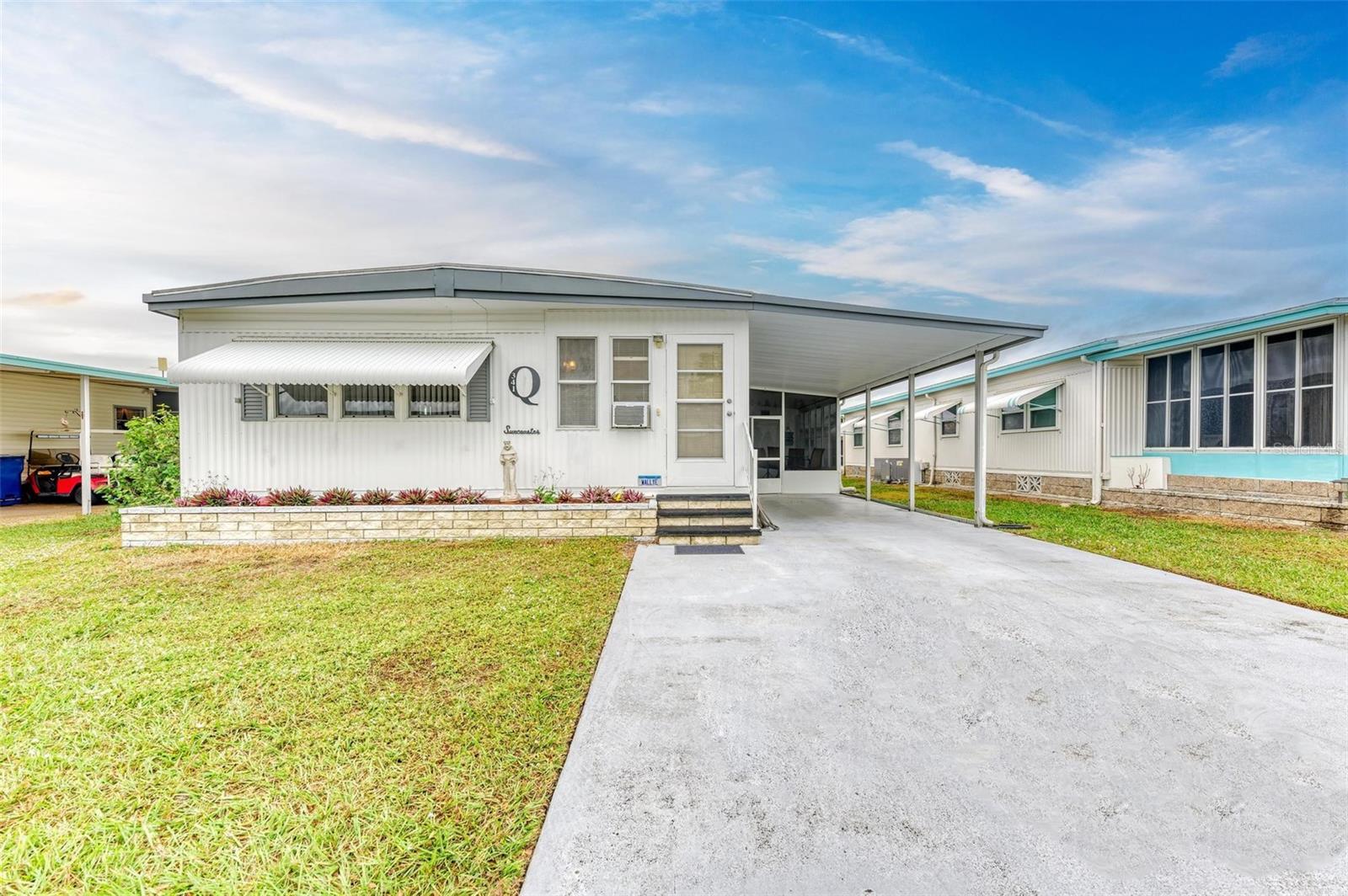 Property Photo: 5619 Bayshore Road 341 FL 34221