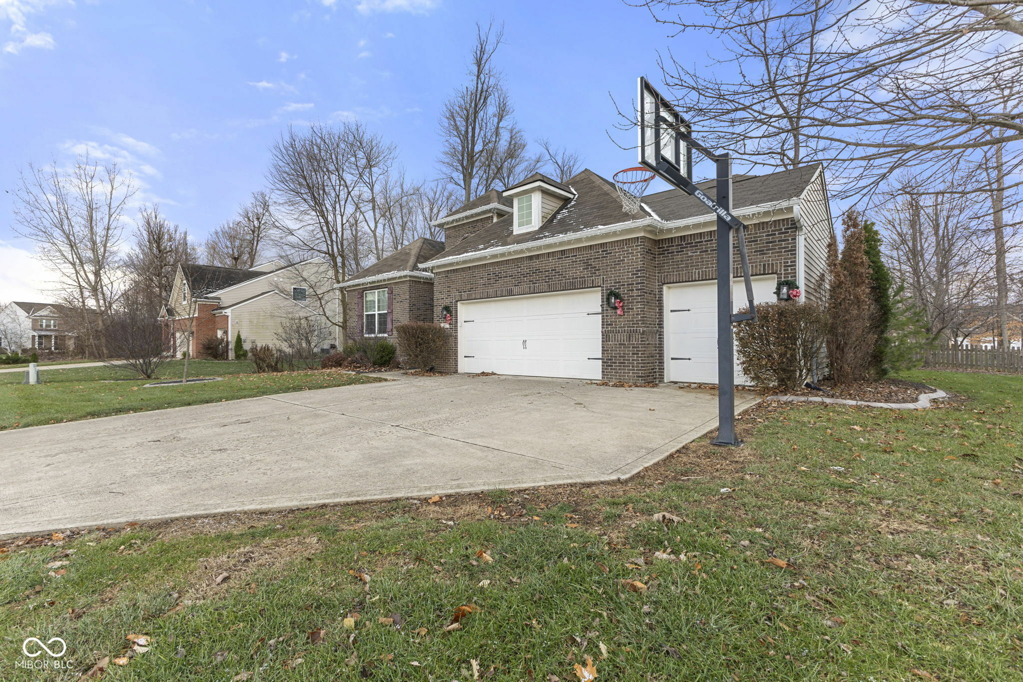 Property Photo:  702 Chestnut Drive  IN 46123 