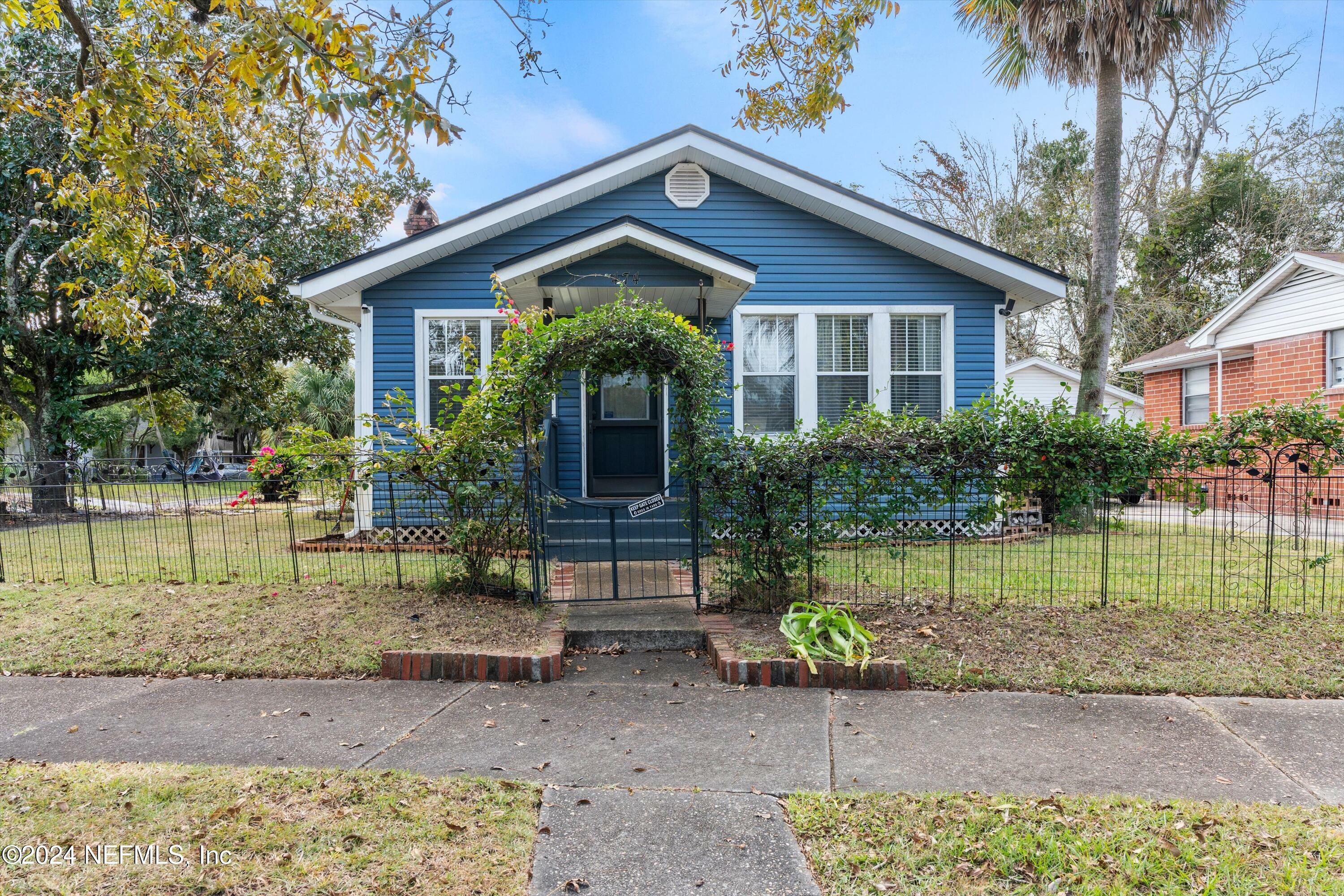 Property Photo:  474 E 46th Street  FL 32208 