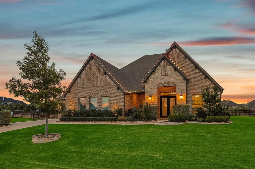 Property Photo:  1501 Flanagan Farm Drive  TX 76226 