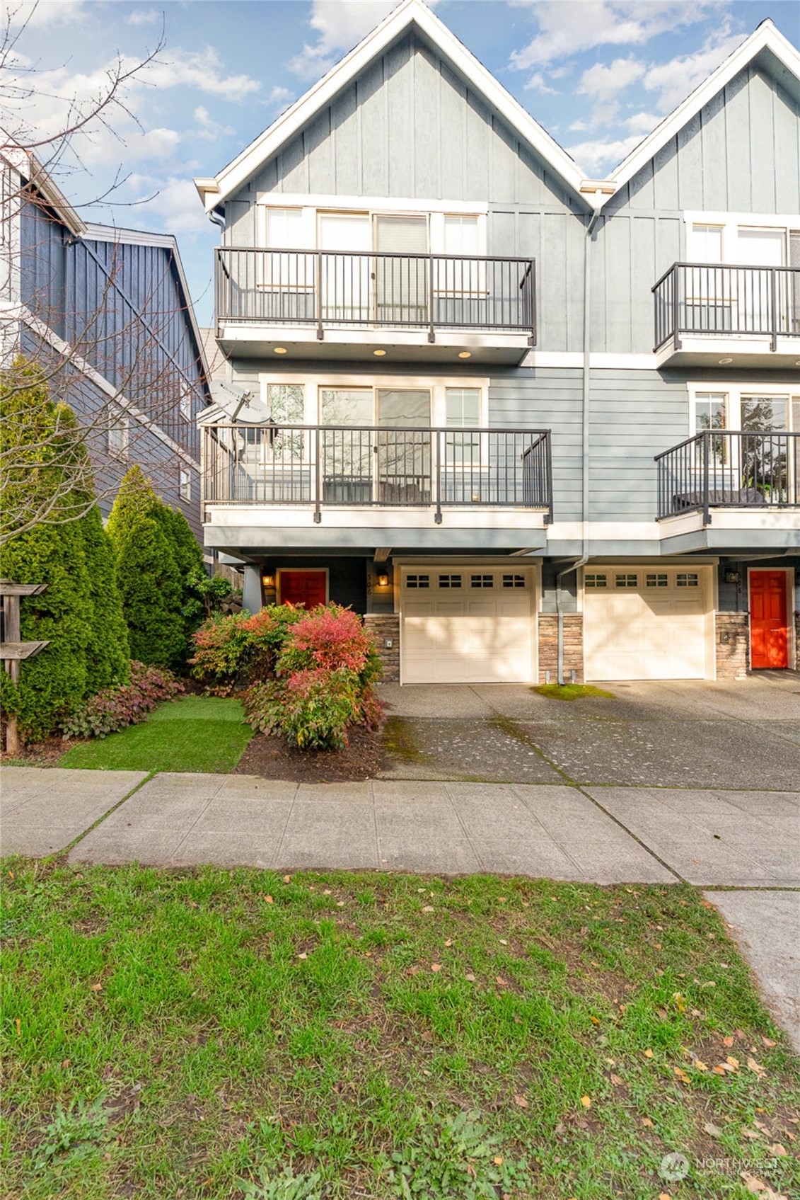 Property Photo:  506 N 44th Street  WA 98103 