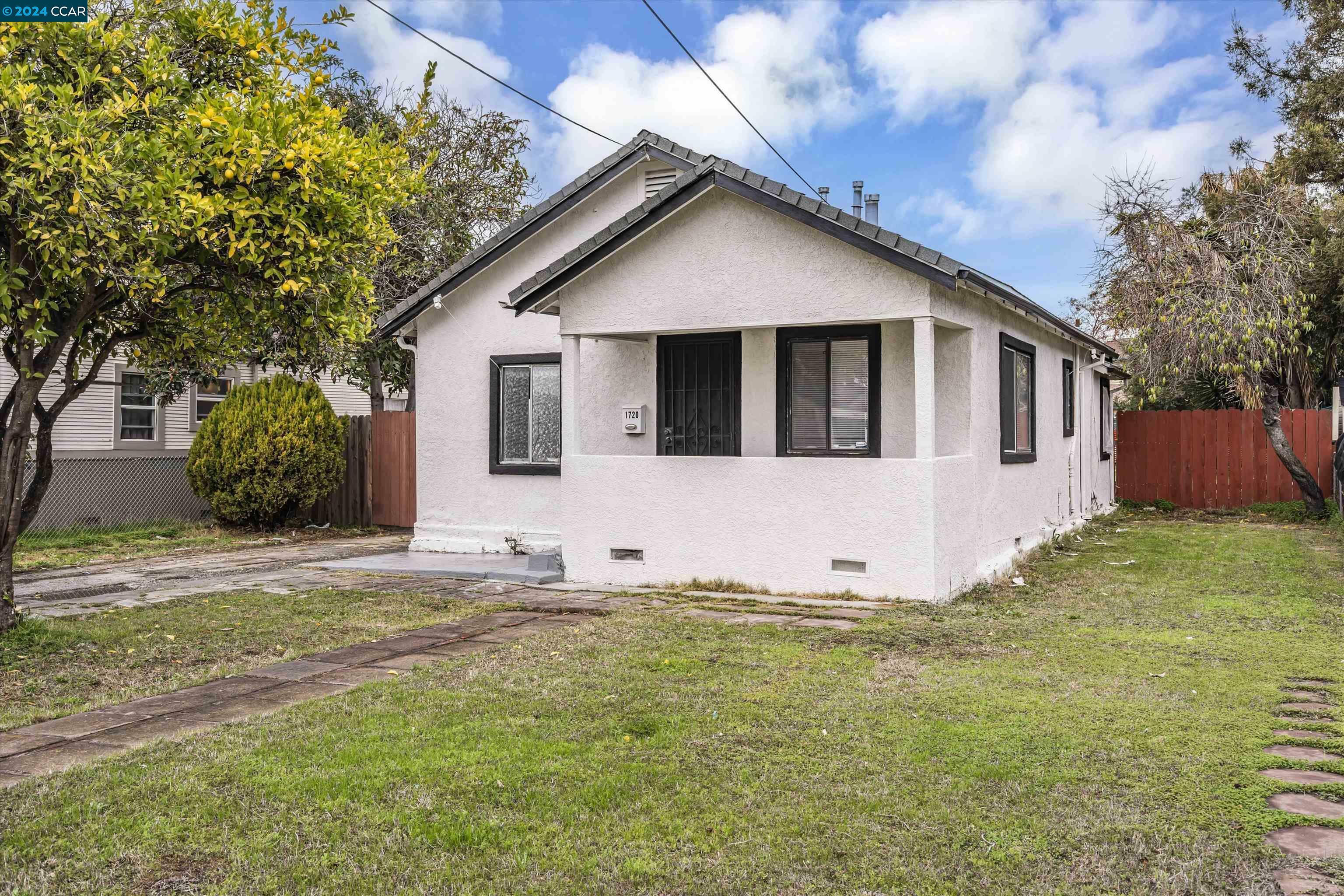 Property Photo:  1720 Louisiana St  CA 94590 