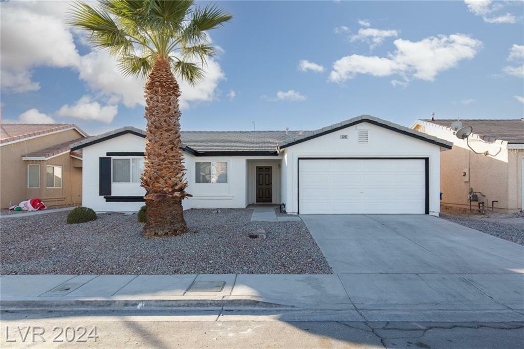 Property Photo:  2207 Fountain Valley Way  NV 89031 