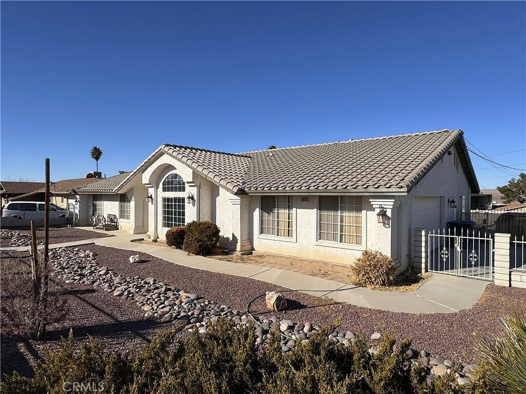 Property Photo: 28180 Cochise Avenue CA 92311