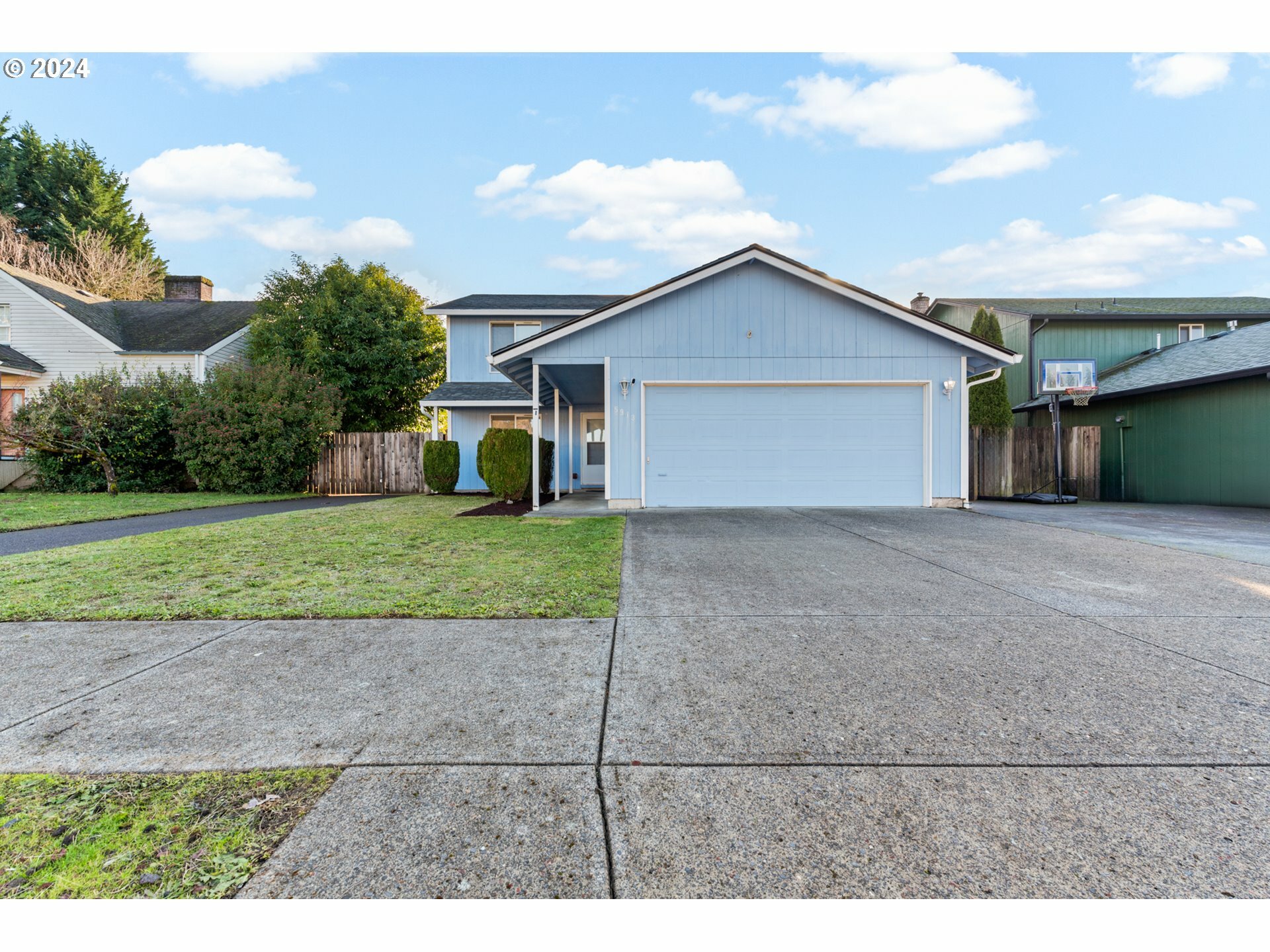 Property Photo:  5913 NE 99th St  WA 98665 