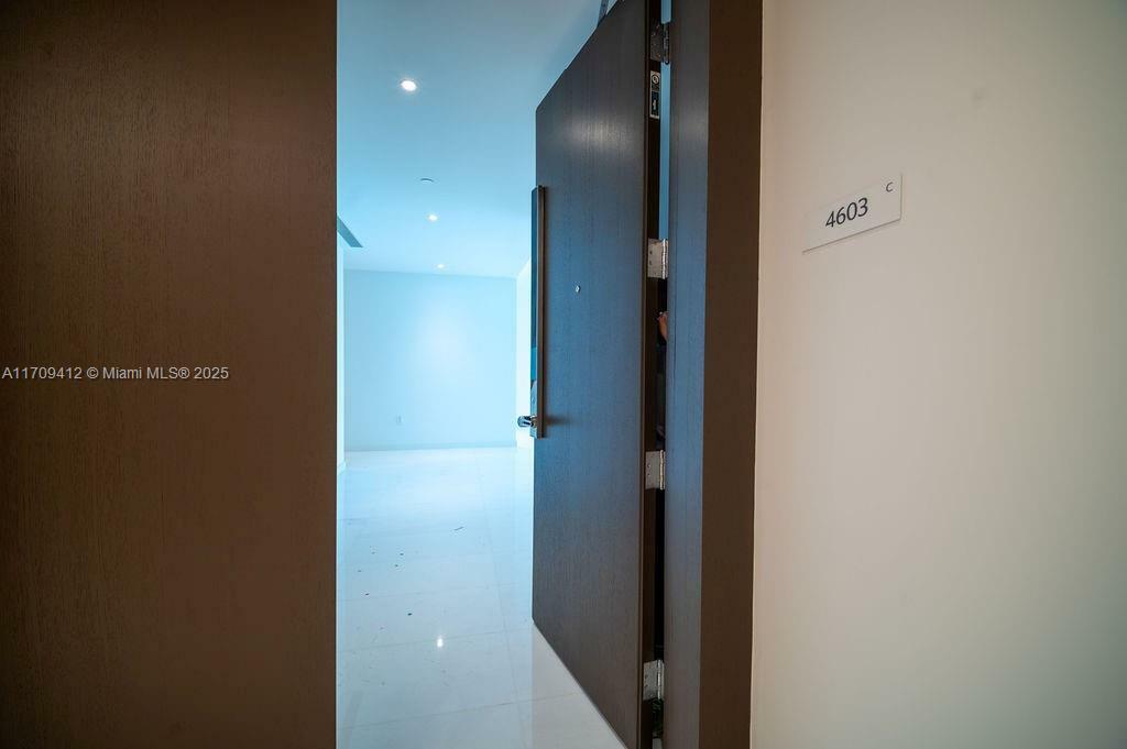 Property Photo: 300 Biscayne Blvd Way 4603 FL 33131
