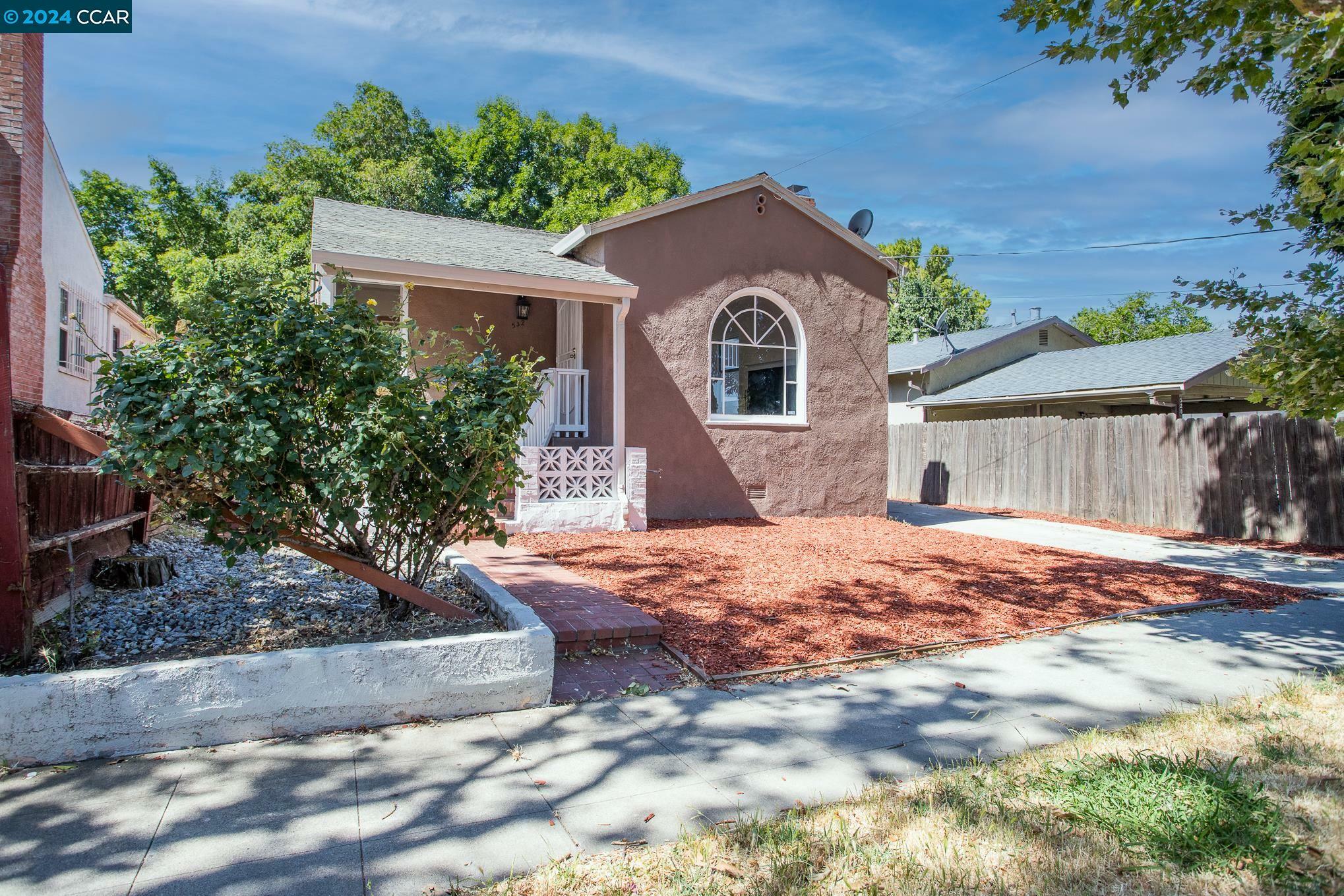 Property Photo:  532 Central Ave  CA 94565 