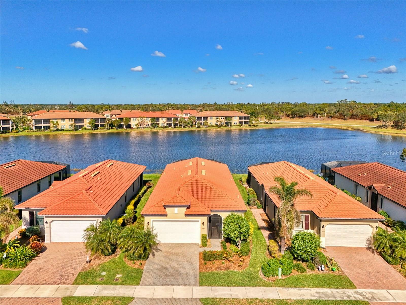 Property Photo:  10428 Crooked Creek Drive  FL 34293 