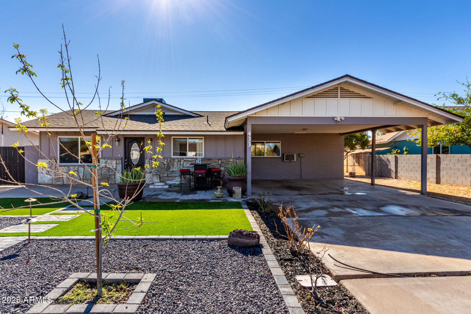 Property Photo:  433 W Ivanhoe Place  AZ 85225 