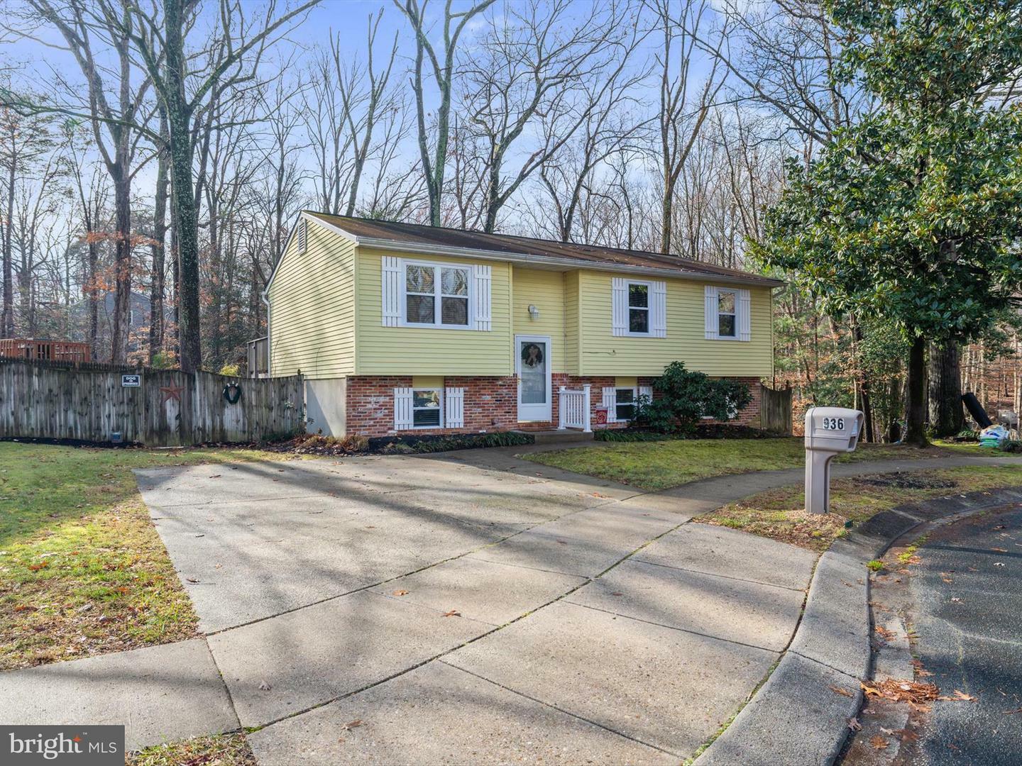 Property Photo:  936 Blue Fox Way  MD 21012 