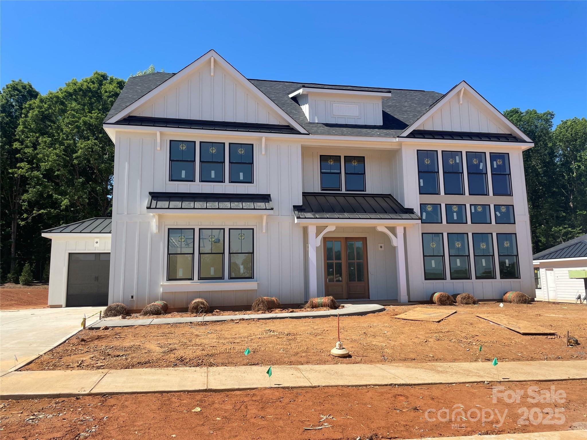 Property Photo: 1015 Kendall Drive 4 NC 28173