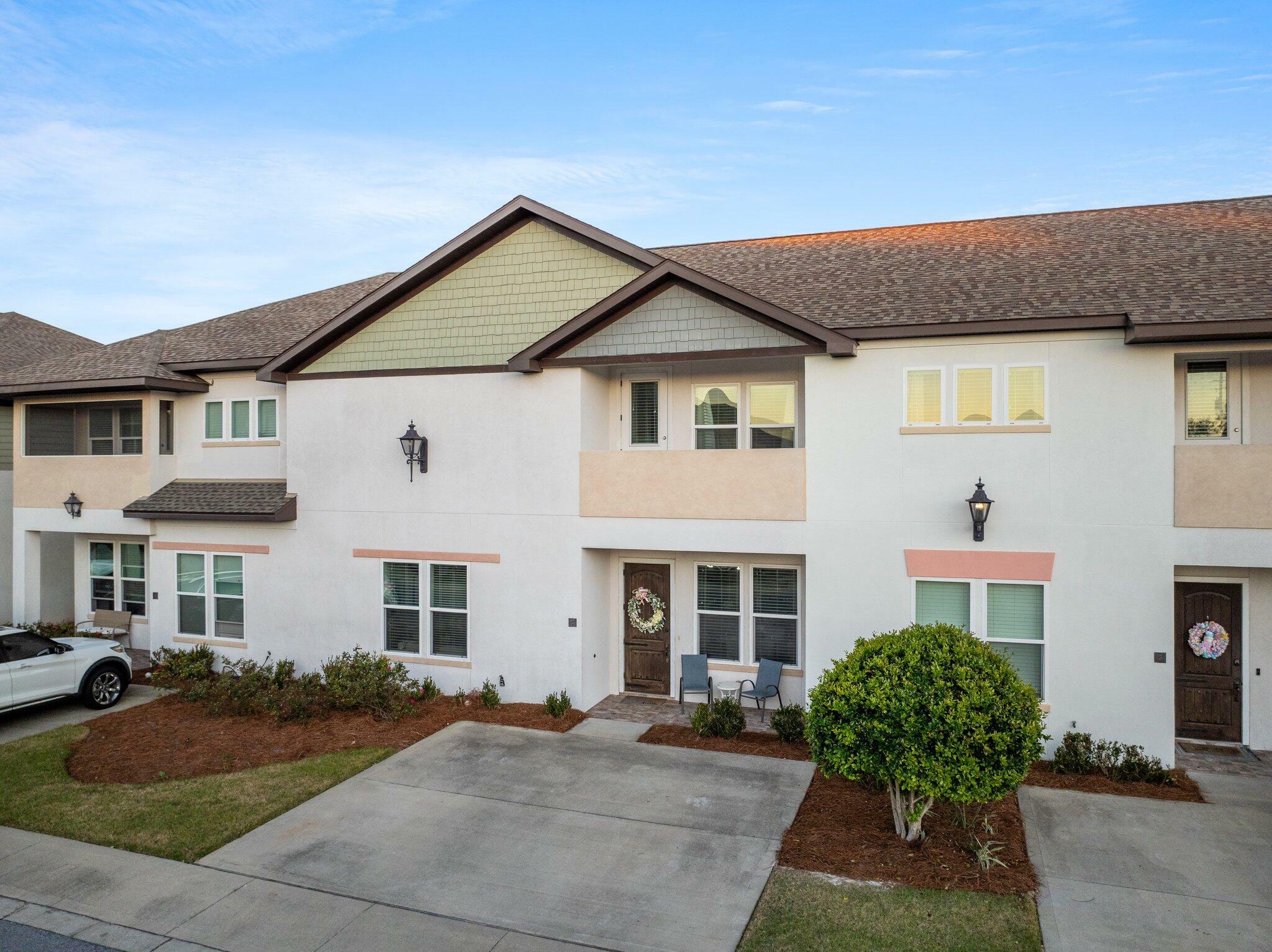 Property Photo:  995 Airport Road Unit 3  FL 32541 