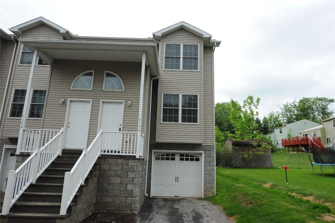 Property Photo: 4140 Wood Hills Drive C44 PA 16510