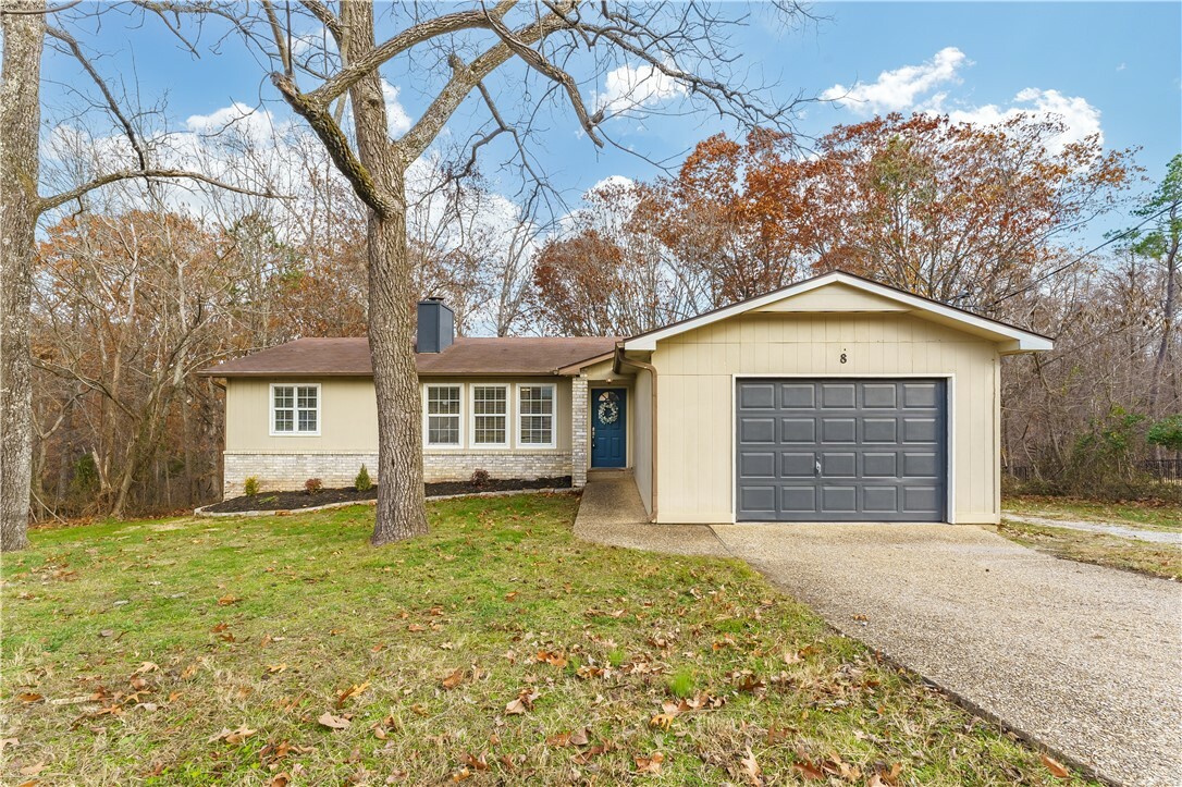 Property Photo: 8 Dinton Circle AR 72714
