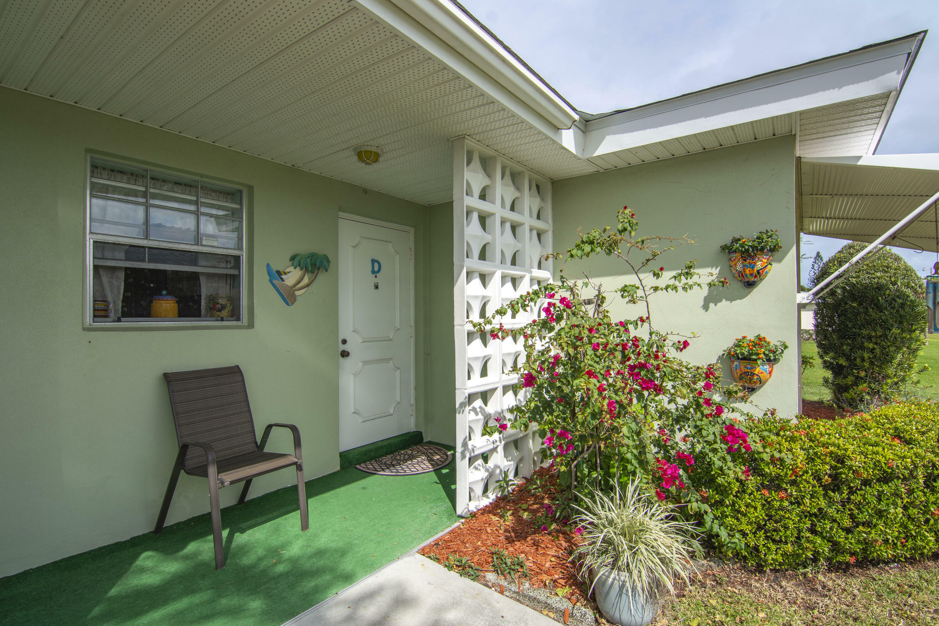 Property Photo:  626 Pines Knoll Drive D  FL 34982 