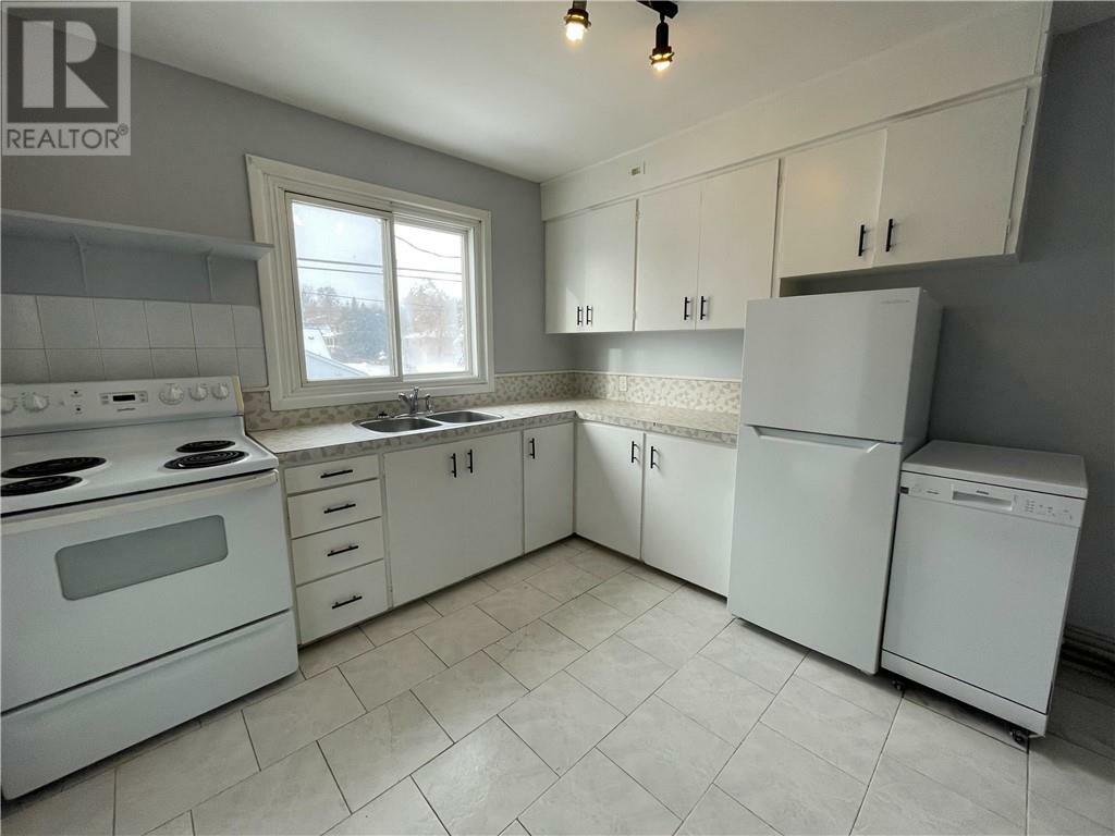 Property Photo:  244-246 Whittaker Street Unit# 6  ON P3C 3X8 