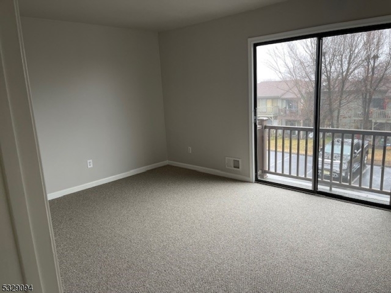 Property Photo:  906 Spruce Hills Dr 906  NJ 08826 