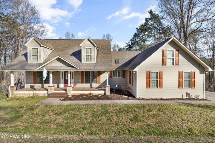 3268 River Pointe Circle  Kodak TN 37764 photo