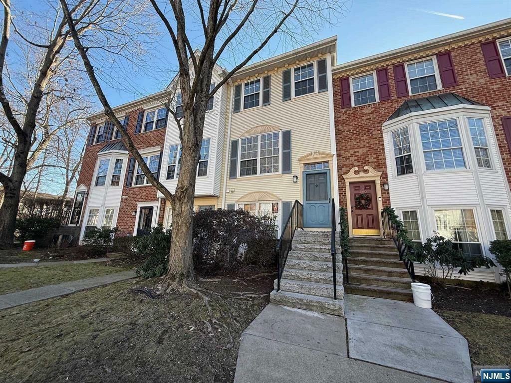 Property Photo:  259 Larch Lane  NJ 07430 