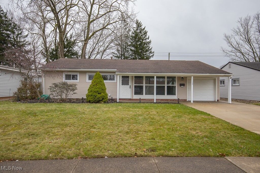 Property Photo: 11709 Appleton Drive OH 44130