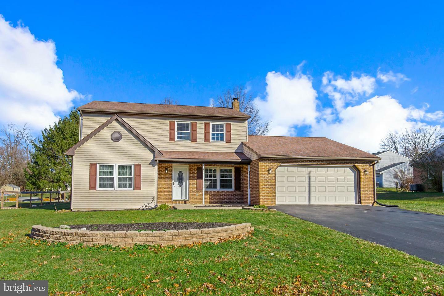 Property Photo:  7 Fausnacht Drive  PA 17517 