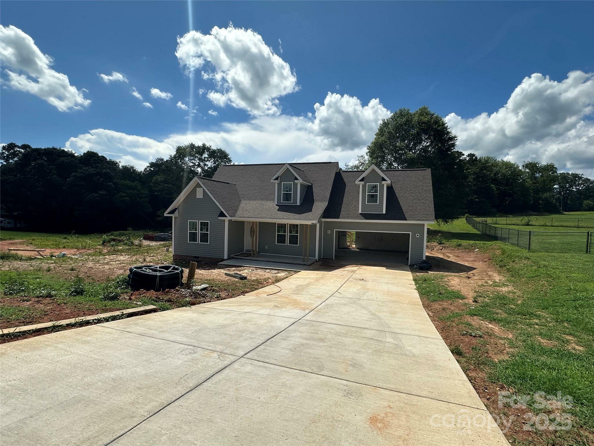 Property Photo: 184 Maplewood Lane NC 28681