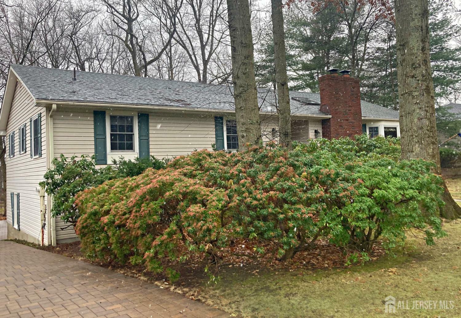 Property Photo:  1608 Miriam Drive  NJ 08902 