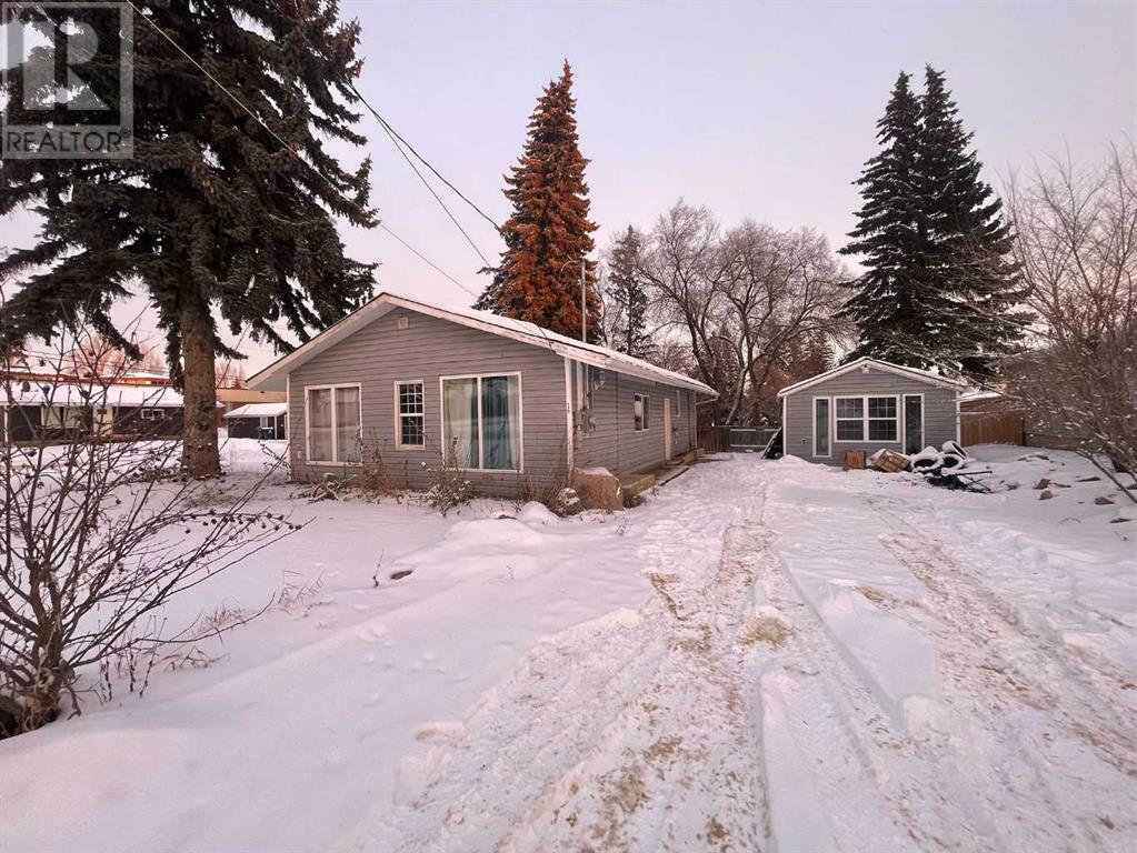 Photo de la propriété:  119 2 Street East  SK S0M 1M0 