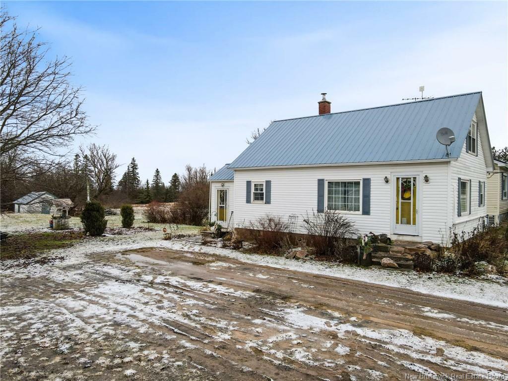 Property Photo: 39 Back Street NB E4Z 5C9