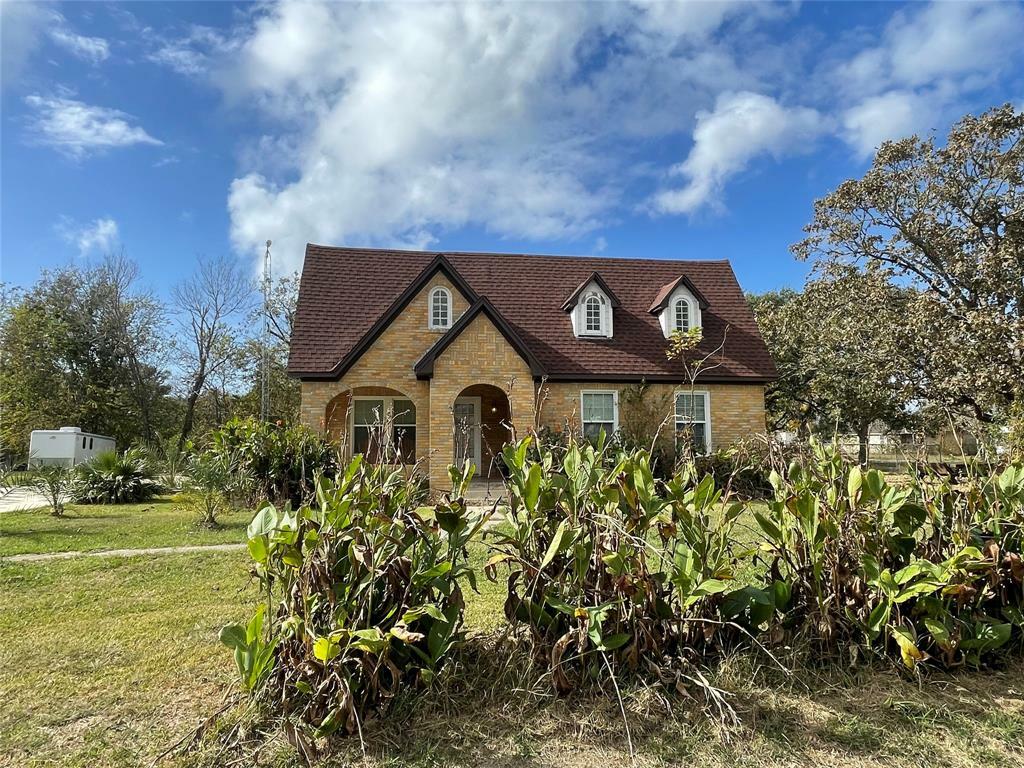 Property Photo:  809 4th Street  TX 77465 