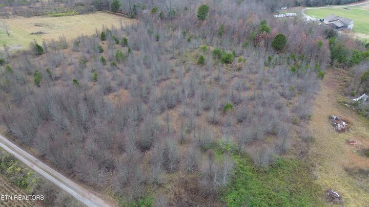 223 S Springview Rd  Maryville TN 37801 photo