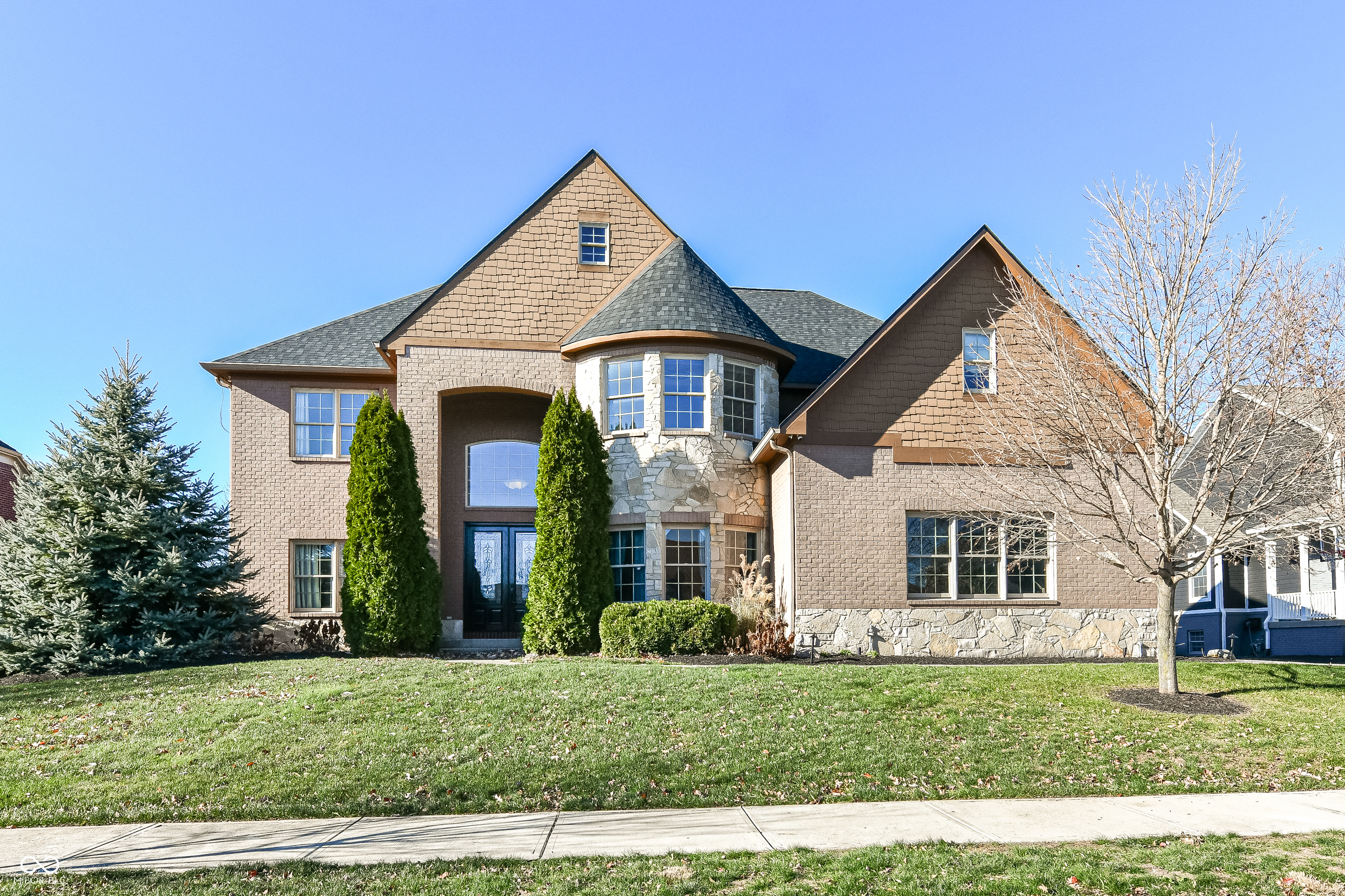 10258 Forest Meadow Circle  Fishers IN 46040 photo