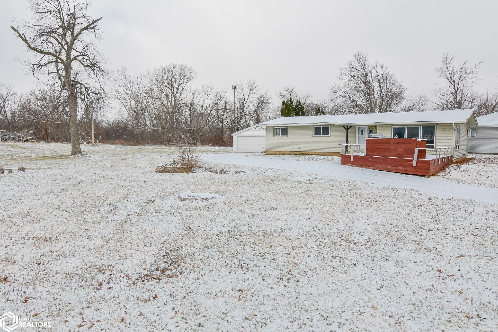 Property Photo:  1101 S 12th Street  IA 50158 