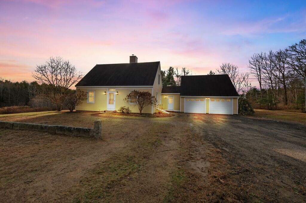 Property Photo: 999 Alewive Road ME 04043