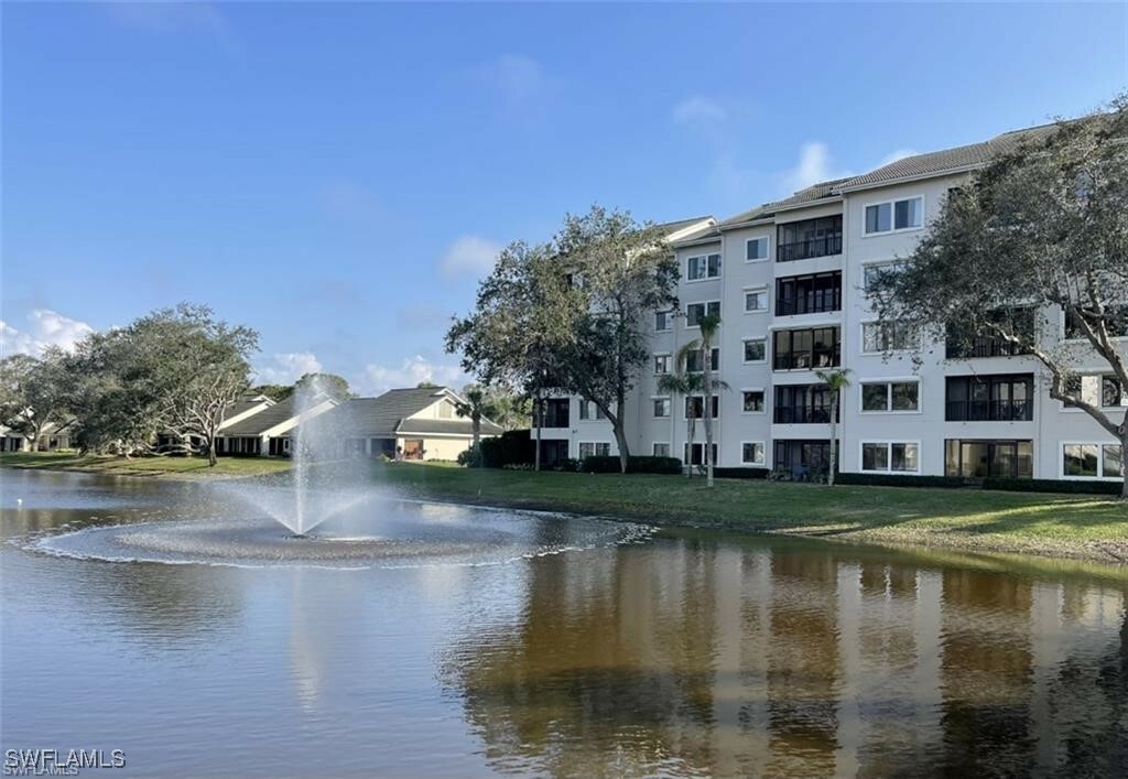 Property Photo: 900 Arbor Lake Drive 202 FL 34110