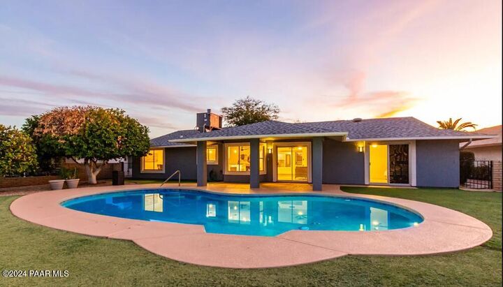 10106 W Concho Circle Circle  Sun City AZ 85373 photo