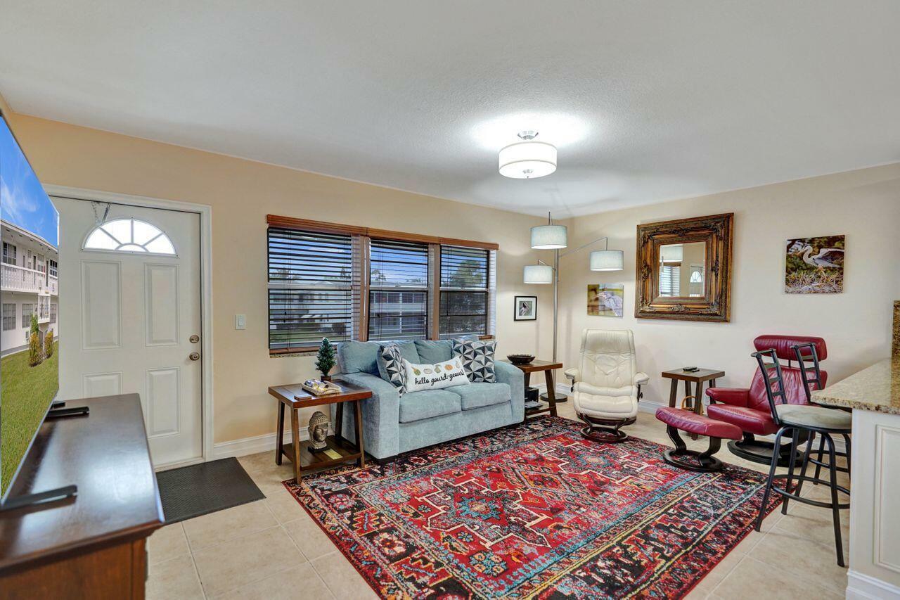 Property Photo: 116 Easthampton E FL 33417