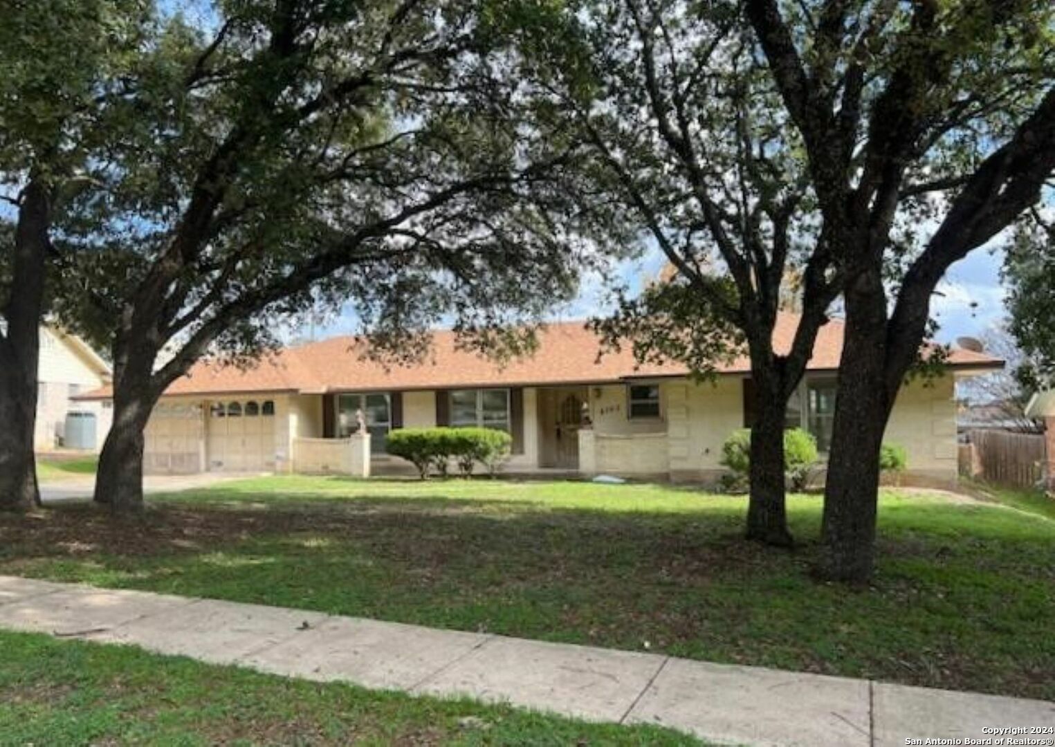 Property Photo:  8702 Dudley Dr  TX 78230 