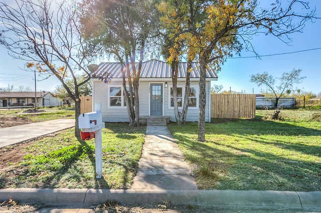 2805 Bowie St  San Angelo TX 76901 photo