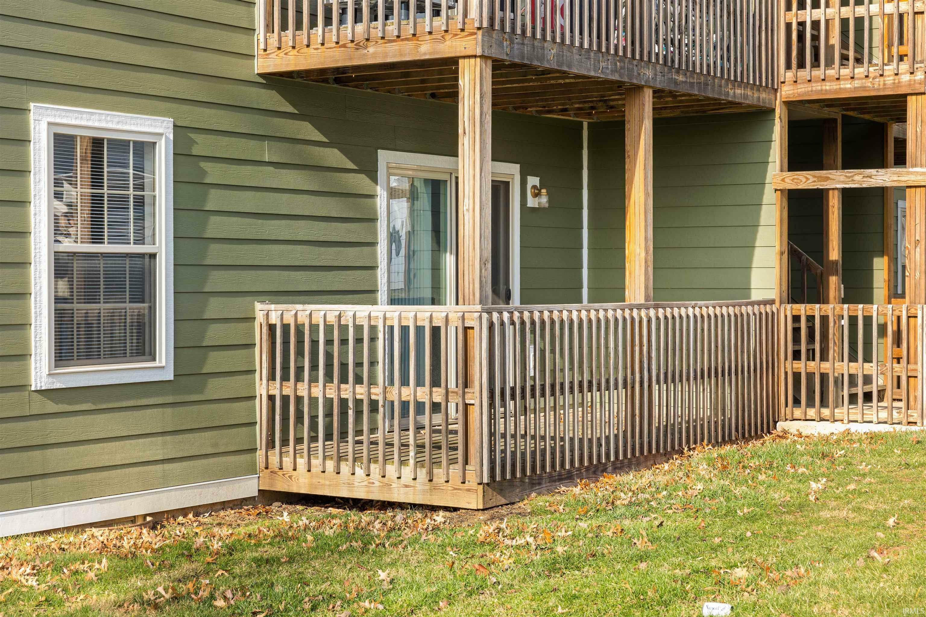 Property Photo: 3230 E John Hinkle Place 3 IN 47408-2632