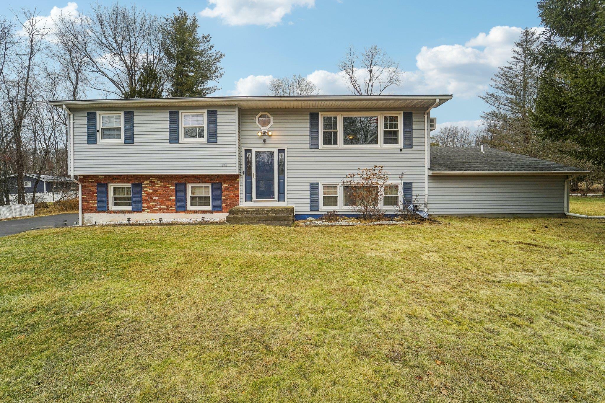 Property Photo:  630 New Hempstead Road  NY 10977 