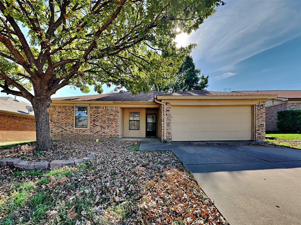 Property Photo: 6408 Fairview Drive TX 76148