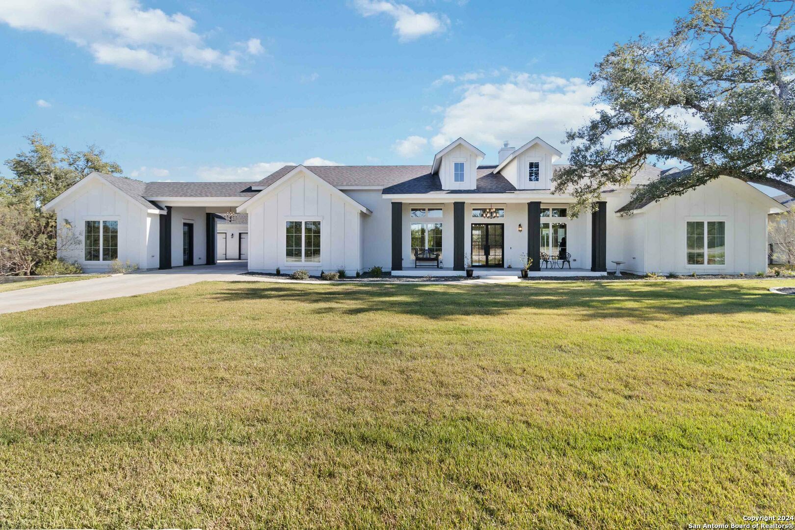 Property Photo:  1258 Game Trl  TX 78132 