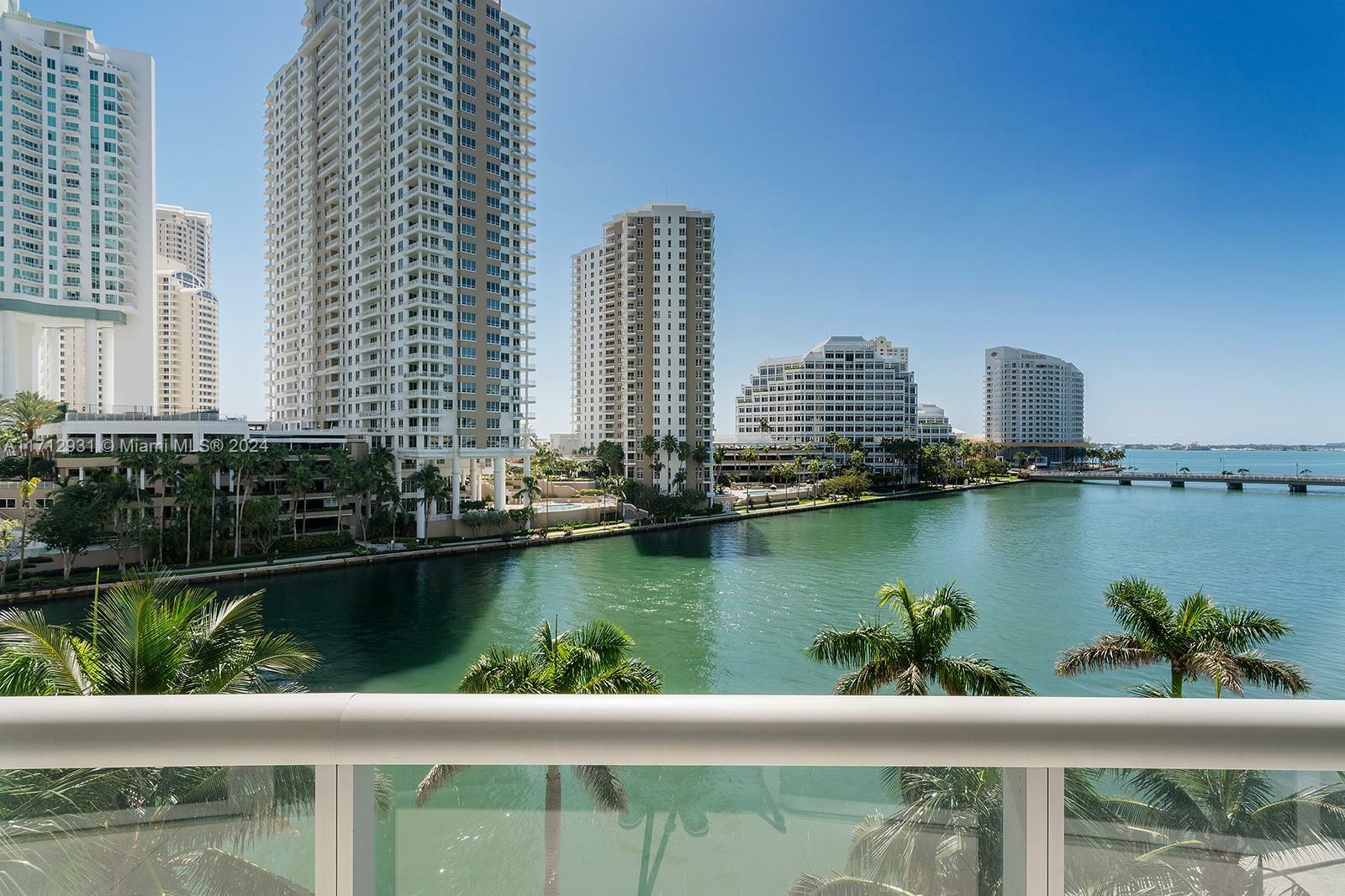 Property Photo:  495 Brickell Ave Bay407  FL 33131 