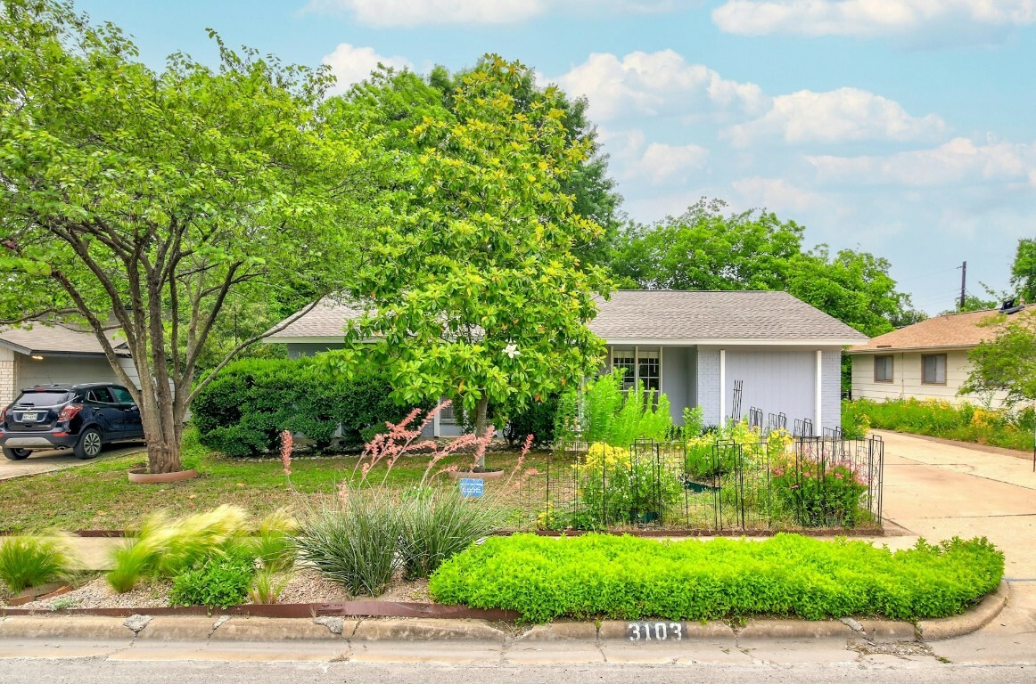 Property Photo:  3103 Steck Avenue  TX 78757 